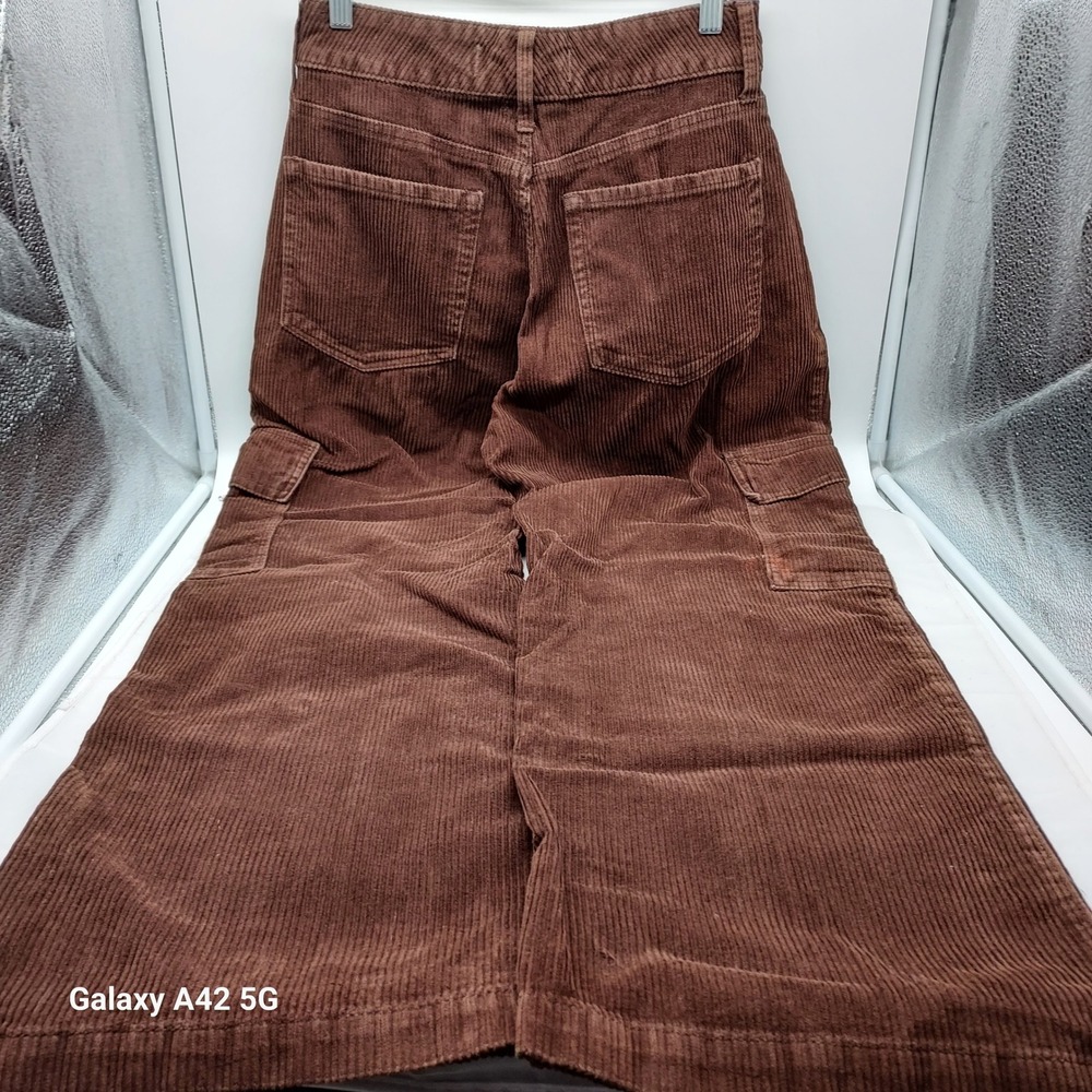 Hollister Ultra High-Rise Baggy Corduroy Cargo Pants Brown W28 7S - Picture 4 of 5